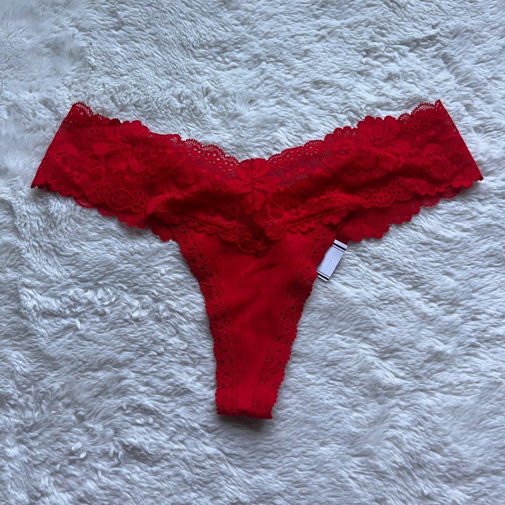 Victorias Secret PINK Red Ribbed Floral Lace Trim Thong Panty XS NWT 11255915New